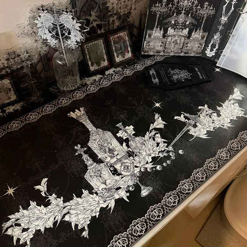 Desk Setup Dark - Divine Realm-guía para ratón con diseño